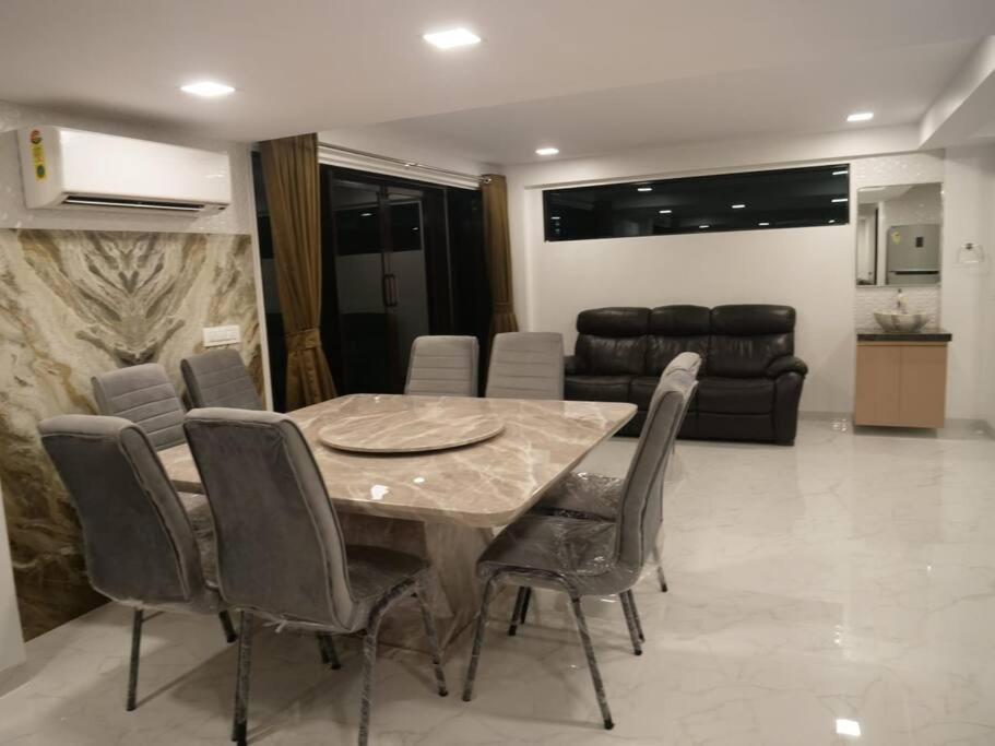 Stayhaven Starmount 4Bhk & Pool Bombay Exterior foto