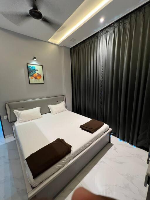 Stayhaven Starmount 4Bhk & Pool Bombay Exterior foto