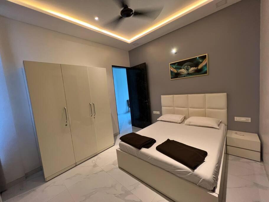 Stayhaven Starmount 4Bhk & Pool Bombay Exterior foto