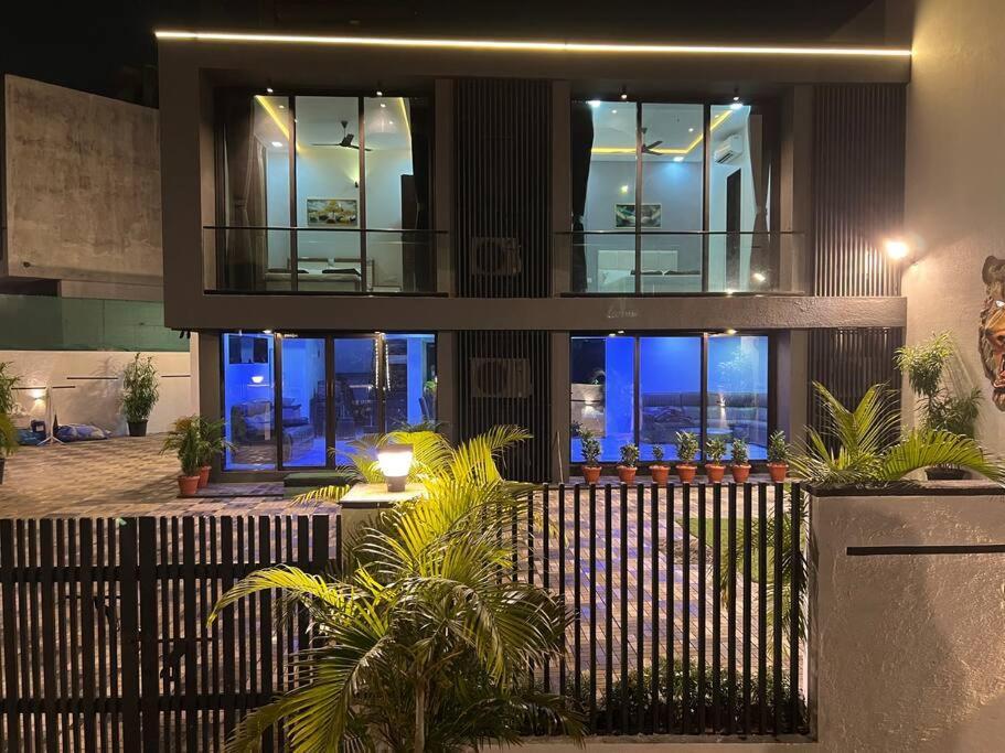 Stayhaven Starmount 4Bhk & Pool Bombay Exterior foto